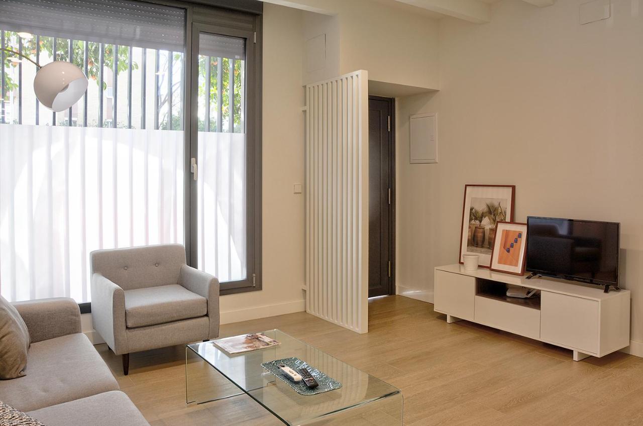 Appartement De Dos En Triana
